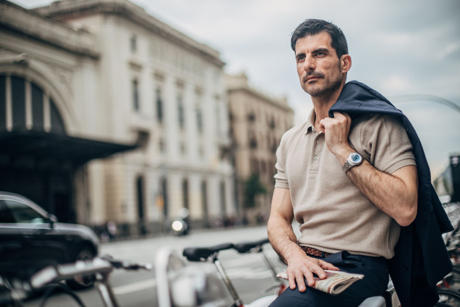 How an elegant man should dress on hot days?